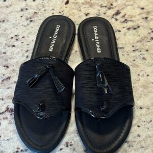 New Donald J. Pliner Black Women's Slide Sandals Size 7